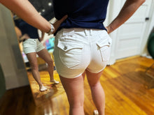 Load image into Gallery viewer, mid rise cuff shorts