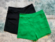 Load image into Gallery viewer, woven dressy shorts