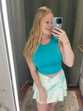 Load image into Gallery viewer, cropped tank top
