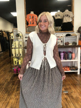 Load image into Gallery viewer, Chocolate patterned skirt