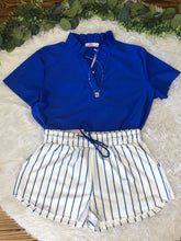 Load image into Gallery viewer, stripped shorts