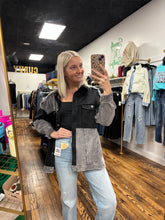 Load image into Gallery viewer, High Rise Straight Jeans