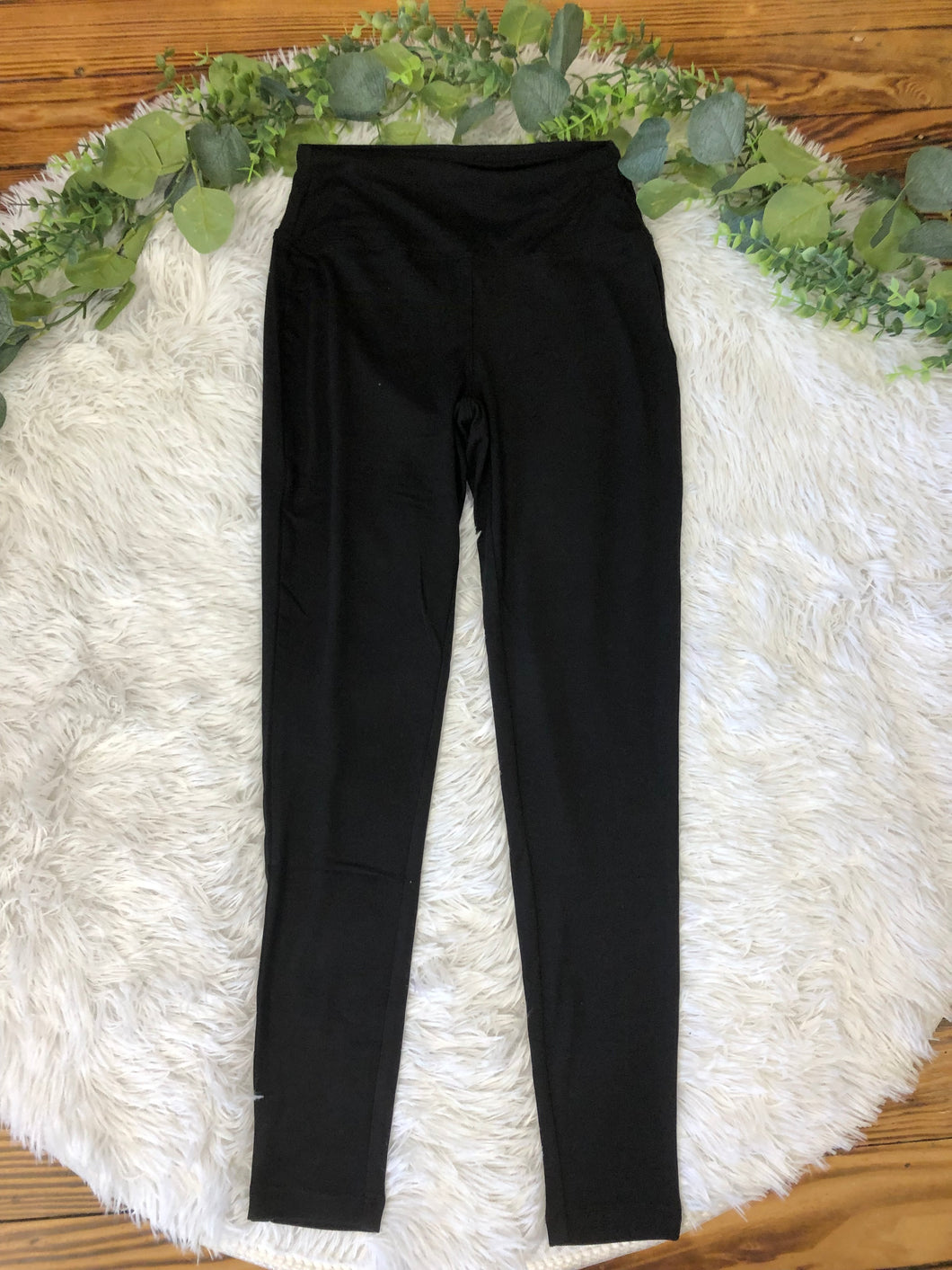 Black leggings