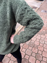 Load image into Gallery viewer, Kids green knit sweater
