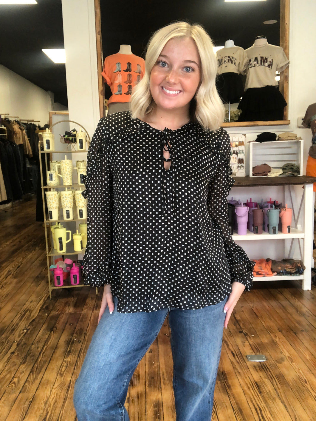Polka dot ruffle seam blouse