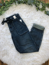 Load image into Gallery viewer, Judy Blue vintage wash jogger
