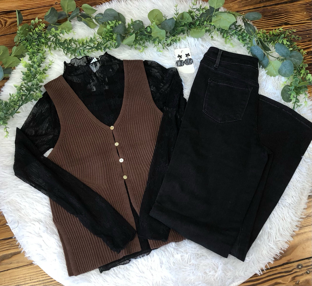 Sleeveless button vest