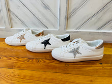 Load image into Gallery viewer, Star sneakers
