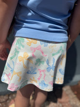 Load image into Gallery viewer, Girls bow skirt set
