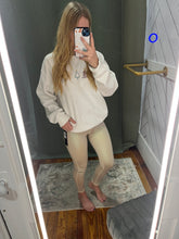 Load image into Gallery viewer, Mono B Pearlescent holographic leggings
