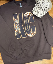 Load image into Gallery viewer, Leopard KC Sweatshirt
