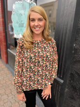 Load image into Gallery viewer, floral blouse
