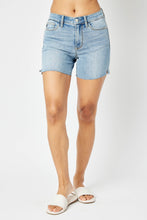 Load image into Gallery viewer, Judy Blue Mid rise cut off shorts
