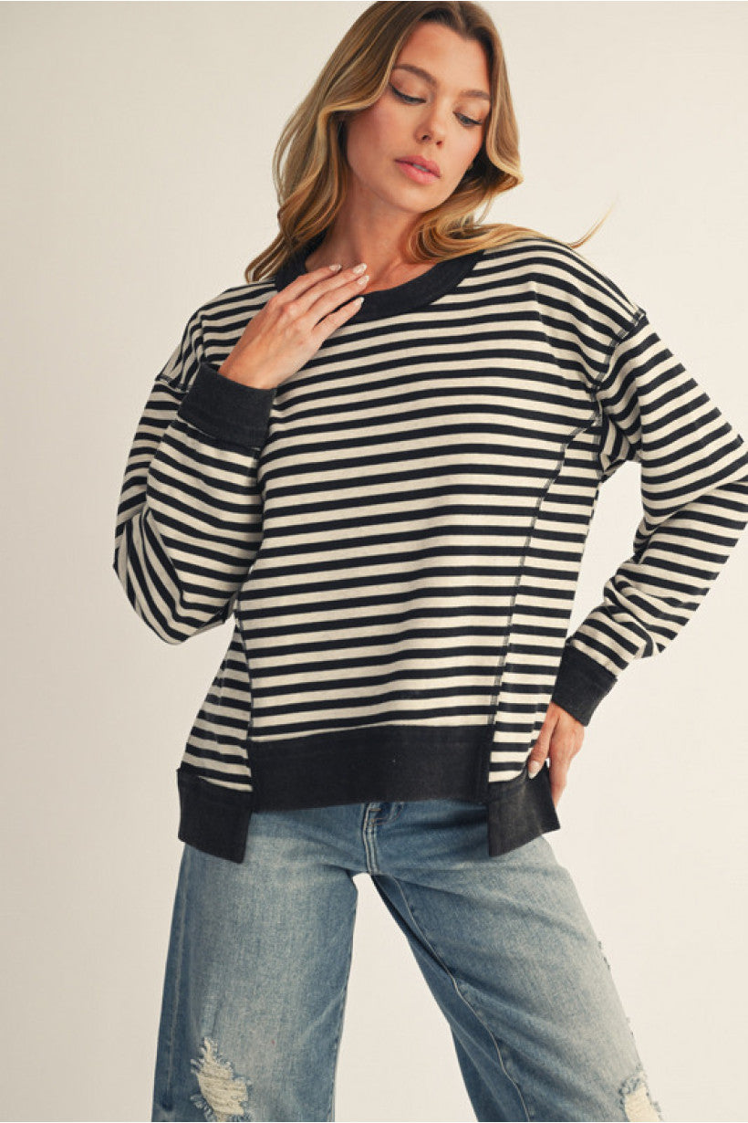 Striped sweatshirt with step hem