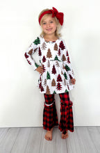 Load image into Gallery viewer, Plaid Tree girls set
