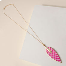 Load image into Gallery viewer, Leaf Shaped Wood Pendant Necklace
